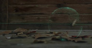 Dijital küre ve veri animasyonu ile yere düşen yapraklar. Doğa, teknoloji, yenilik, sürdürülebilirlik, çevre, fütüristik