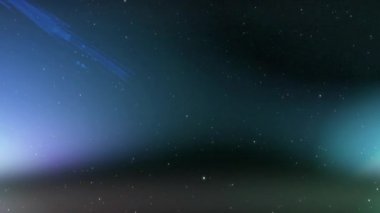 Mavi ışık demetleri yıldızlı gece gökyüzü animasyonunun üzerinden geçerken fütüristik bir etki yaratıyor. teknoloji, dijital, bilim kurgu, neon, parlayan, kozmik