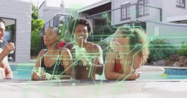 İnsanlar dijital ağ animasyonlarıyla bilardo oynayarak eğleniyorlar. Teknoloji, bağlantı, sosyalleşme, tatil, rahatlama, rahatlama