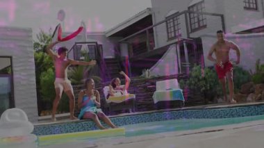 Havuz başında, insanlar canlı dijital animasyon örtüsüyle aktivitelere girişiyor. Boş zaman, teknoloji, yaz zamanı, eğlence, tatil, çeşitlilik