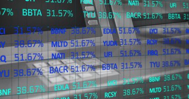 ATM üzerinden finansal veri işleme görüntüsü. küresel finansman, iş ve bağlantı konsepti dijital olarak oluşturulmuş görüntü.