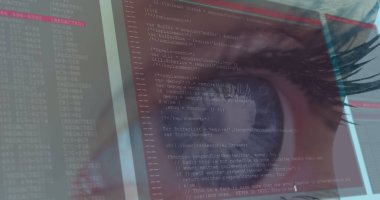 Arayüzü ve hızlı dijital bilgisi olan mavi gözlü bir kadın resmi. iletişim teknolojisi dijital arayüz kavramı, dijital olarak oluşturulmuş görüntü.