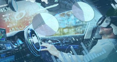 VR kulaklıklı adamın otomatik araba kullanarak görüntülediği bilgi görüntüsü. iletişim teknolojisi dijital arayüz kavramı, dijital olarak oluşturulmuş görüntü.