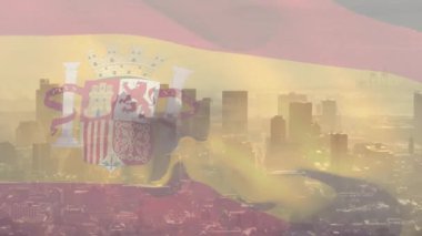 Şehrin ufuk çizgisi animasyon tarzında İspanyol bayrağının şeffaf renklerinden görülebilir. Mimari, kentsel, şehir manzarası, renkli, canlı, soyut