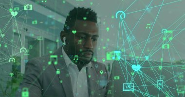 Laptop kullanan Afro-Amerikan bir adama karşı olan bağlantı ağı. küresel iş ve teknoloji kavramı