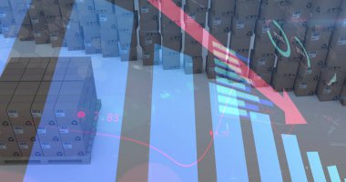 Karton kutular üzerinde istatistik ve veri işleme ile azalan kırmızı ok resmi. küresel taşımacılık, dağıtım ve ticaret kavramı dijital olarak oluşturulmuş görüntü.