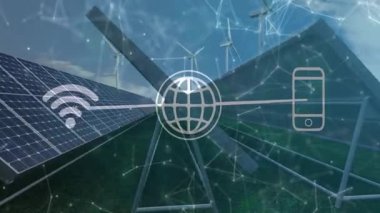 Animasyon sahnesinde güneş panellerini kaplayan dijital ağ ve bağlantı simgeleri. Teknoloji, yenilenebilir, sürdürülebilirlik, enerji, yenilik, bağlantı