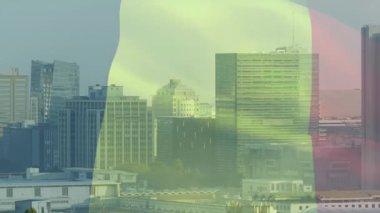 Şehir siluetini sanatsal animasyon tarzıyla kaplayan renkli soyut şekiller. Kentsel, çağdaş, canlı, yaratıcı, şehir manzarası