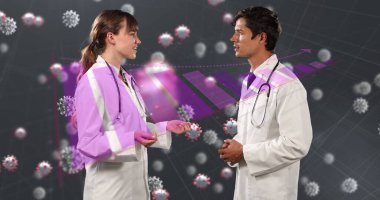 Covid 19 hücrenin görüntüsü ve kadın ve erkek doktorların konuşmalarının istatistikleri. küresel koronavirüs salgını konsepti dijital olarak oluşturulmuş görüntü.