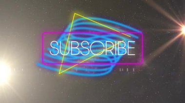 Dönen mavi ışık animasyonunun üzerinde geometrik şekiller olan neon abone metni. Soyut, dijital, canlı, modern, ışıltılı, fütürist