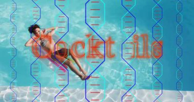 Havuzda yüzen bir kadın. Kokteyl metni ve DNA iplikçikleri eşliğinde. Rahatlama, yaz, tatil, havuz kenarı, teknoloji, genetik