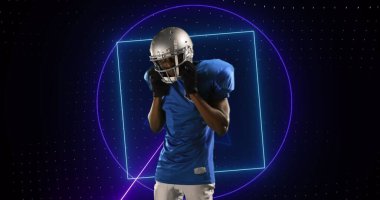 Neon tarayıcı ve Afro-Amerikan erkek Amerikan futbolcunun hazırlanışı. spor, rekabet ve teknoloji konsepti, dijital olarak üretilen görüntü.