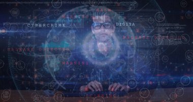 Hacker, küresel ve veri işleme için siber saldırı uyarısı. küresel internet güvenliği, siber suç, bağlantılar ve dijital olarak oluşturulan veri işleme kavramı.