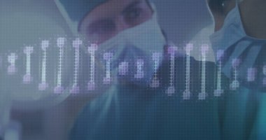 Yüz maskeli beyaz cerrahların üzerindeki DNA iplikçikleri. covid 19 salgın konsepti sırasında dijital olarak üretilen görüntü sırasında küresel araştırma ve tıp.