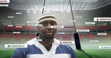 Medya simgeleri, stadyumda top oynayan Afrika kökenli Amerikalı erkek rugby oyuncusu üzerinde. spor ve sosyal medya kavramı dijital olarak oluşturulmuş görüntü.