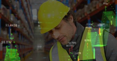 Depodaki Kafkas işçisinin mali veri işleme görüntüsü. küresel sevkiyat ve dağıtım konsepti dijital olarak oluşturuldu.