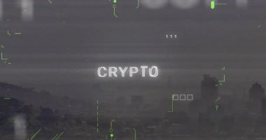 Sisli şehir silueti üzerinde, ikili rakamlar ve grafik şekiller arasında yüzen şifreli metin. Gelecekçi, dijital, siber, teknoloji, kentsel, soyut, veri