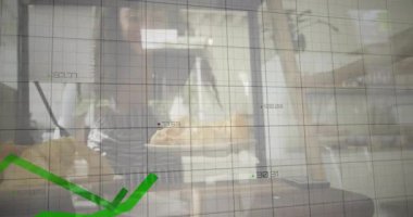 Finans şeması tırmanma ızgarası, sayısal etiketlerin güncellenmesi, bahşiş kavanozu işaretinde parlayan kalp simgesi. Veri görselleştirme, analitik, kurumsal, dijital, iş dünyası, modern, profesyonel