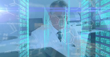 Kafkas erkek laboratuvar çalışanı üzerinde bilimsel veri işleme görüntüsü. sağlık, tıp, bilim ve teknoloji konsepti dijital olarak oluşturulmuş görüntü.