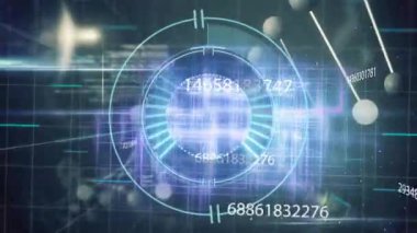 Merkezi dairesel HUD yarı şeffaf ızgara çizgileri üzerinde dönüyor, üç boyutlu rakamsal örtüler gösteriyor. Fütürist, dijital, arayüz, neon, teknoloji, siber uzay, holografik