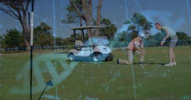 Yeşille golf oynayan ve salıncak analizlerini gösteren animasyon teknolojisi simgeleriyle. Açık hava, eğlence, spor, eğlence, uyum, zarafet, doğa.