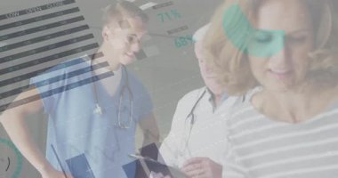 Sağlık ekibi, sağlık ofisindeki hasta verilerini inceliyor, pasta grafikleri ve çizelgeleri gösteriyor. Tıp, işbirliği, analitik, sağlık, teşhis, profesyonel, teknoloji