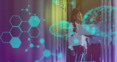 Sunucu odasındaki Afrikalı Amerikalı işçilerin veri işleme görüntüsü. küresel teknoloji ve dijital arayüz kavramı dijital olarak oluşturulmuş görüntü.