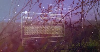 Veri panelleri grafik ve kod panellerini gösterirken klavye şeması bulanık alanın üzerinde yüzüyor. Gelecek, teknoloji, arayüz, dijital, estetik, yenilik, görselleştirme