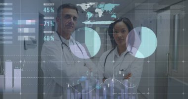 Çeşitli kadın ve erkek doktorların finansal verileri. finans, ekonomi, tıp, sağlık ve teknoloji konsepti dijital olarak oluşturulmuş görüntü.