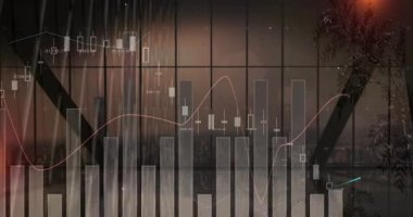 Cam duvarda canlandırılan dijital finansal grafikler, şamdanlar ve çizgi grafikleri gösteriyor. Modern, gösterişli, minimalist, finansal, teknoloji, çalışma alanı, veri