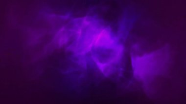 Pikselleştirilmiş altın çizgileri ile sanal uzayda dönen mor ışık kütleleri canlandırılıyor. Soyut, dijital sanat, canlı, hareketli, fütüristik, hatalı, katmanlı