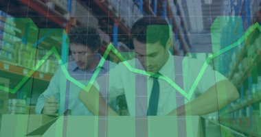 Depodaki çeşitli kişilerle ilgili finansal veri işleme resmi. küresel gönderim, finans ve dijital arayüz konsepti dijital olarak oluşturulmuş görüntü.