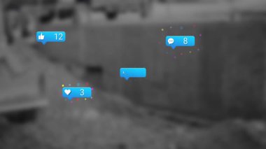 Yüzen mavi sosyal medya bildirim rozetleri düz tasarım içinde bulanık çimenler üzerinde sürükleniyor. Dijital, iletişim, modern, canlı, ağ, açık hava, etkileşim