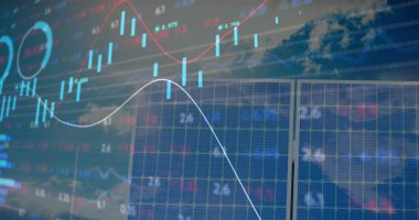 Güneş paneli üzerinden finansal veri işleme görüntüsü. küresel iş, finans ve dijital arayüz kavramı dijital olarak oluşturulmuş görüntü.