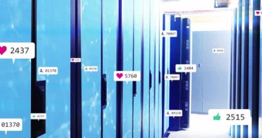 Veri merkezinde parlayan sunucu rafları, yüzen sosyal medya simgeleri, 3D görüntüleme. Teknoloji, altyapı, bağlantı, siber güvenlik, dijital, yenilik, ağ