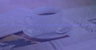 Finansal çarşafların üzerinde 3 boyutlu kahve fincanı gösteriliyor, yüzen dalga şeklini gösteriyor. Minimalist, modern, finansal, iş, teknoloji, analiz, dijital
