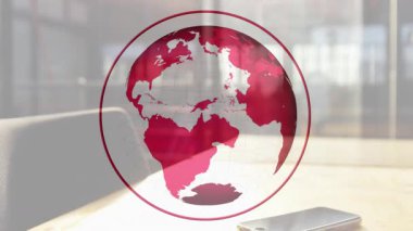 Ahşap masa üzerinde kırmızı küre grafiği, akıllı telefon ve bulanık ofis arka planı. Global, teknoloji, kurumsal, iletişim, yenilikçi, profesyonel, modern