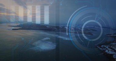 Gün batımında yüzen Rocky kıyı adaları bar haritaları ve devre hatlarını gösteriyor. Navigasyon, denizcilik, teknoloji, fütürizm, dijital, keşif, veri görselleştirmesi