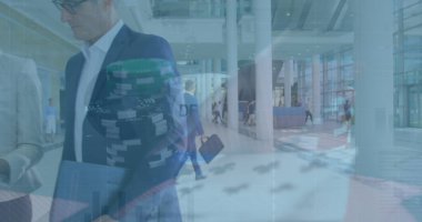 Kağıt oynamanın görüntüsü, farklı iş adamlarının veri işlemesi. küresel veri işleme, işletme, finans ve ekonomi kavramı dijital olarak oluşturulmuş görüntü.