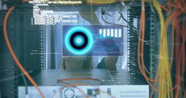 Kafkas kadın mühendis üzerinden bilgisayar kablolarına bağlanan veri işleme görüntüsü. bilgisayarlar, ağ, veri işleme, teknoloji ve dijital arayüz kavramı dijital olarak oluşturuldu.