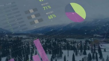 Donmuş göl üzerinde şeffaf verileri sunan bir dağ manzarası. Pastel çizelgeler. Kış, manzara, insansız hava aracı, analitik, teknoloji, mimari, manzara