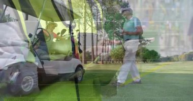 Kadın tasarımcı ev ofisinde işbirliği yapıyor, finans çubuğu grafikleri ve renk çizelgeleri üst üste geliyor. Yaratıcı çalışma alanı, uzak takım çalışması, dijital işbirliği, grafik tasarım, üretkenlik, yenilik, modern iç mekan