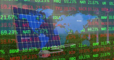 Finansal veri işleme ve rüzgar türbinleri ve güneş paneli üzerindeki dünya haritası. küresel iş, finans ve dijital arayüz kavramı dijital olarak oluşturulmuş görüntü.