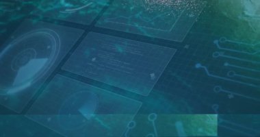 Radar dairesi ve devre motifleri içeren HUD panelleri mavi-yeşil sanal sahne üzerinde gösteriliyor. Gelecek, teknoloji, arayüz, dijital, siber, yenilik, soyut