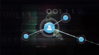 Tasarımcılar parlayan dünya, mavi kullanıcı avatarları ve ikili kod ile siber güvenlik arayüzünü analiz ediyorlar. Teknoloji, siber uzay, veri, bağlantı, dijital, ağ, yenilik