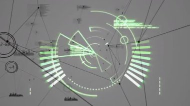 Merkezi dairesel HUD arayüzü parlayan yeşil kavisleri ve çubuk çizelgelerini göstererek düz bir dizayn içinde dönüyor. Teknoloji, veri görselleştirme, dijital arayüz, siber güvenlik, analitik, fütüristik, yenilik