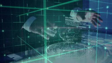 Holografik küre, kredi kartı cihazı ve altıgen ızgarasıyla şeffaf arayüzün üzerinde dönüyor. Teknoloji, yenilik, siber güvenlik, fütürizm, dijital, veri, ağ