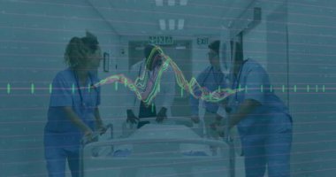 Bir grup doktor ve hemşire hastane sedyesini canlandırılmış sağlık ikonlarıyla koridorda itiyorlar. Tıbbi, sağlık, klinik, takım çalışması, teşhis, profesyonellik, hastane
