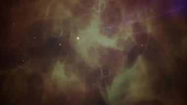 Nebula görüntüsünün üzerinde süzülen 3D HUD parçacığı, parlayan veri çizgilerinin kesiştiği uzay haritası. Galaksi, geleceksel, teknoloji, dijital, uzay aracı, arayüz, soyut