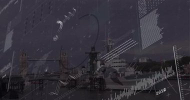 Thames Nehri manzarasında yüzen dijital veriler Tower Bridge ve HMS Belfast 'ı vurguluyor. Kentsel, ufuk çizgisi, yenilik, analitik, görselleştirme, teknoloji, modern
